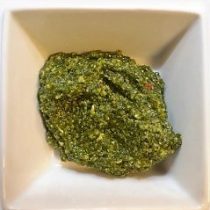 Falukrém bazsalikomos pesto