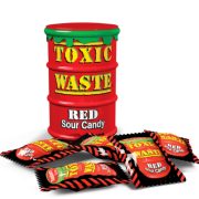 Toxic Waste Red savanyú cukrokák