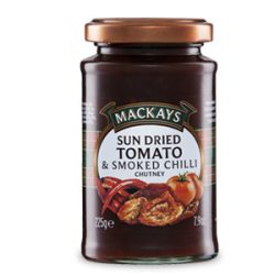 Mackays szárított paradicsom chutney chili paprikával